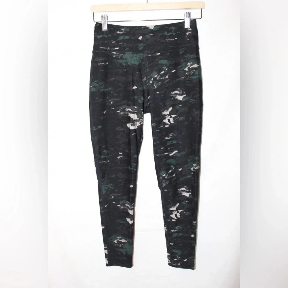 Donna Karan Camo Mesh Panel Leggings Small